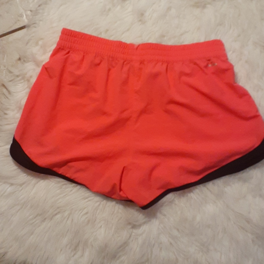 Adidas shor - Picture 3 of 3